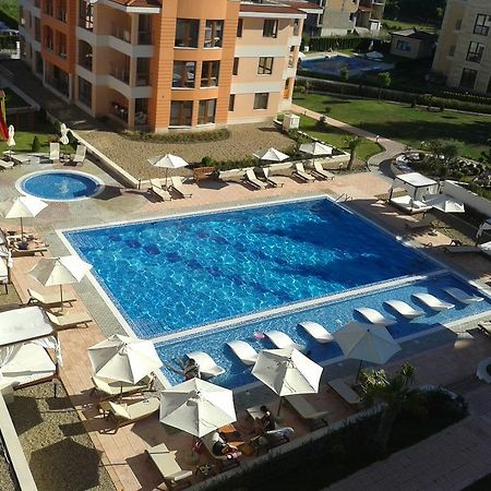 Apartment In St. Constantine And Helena 산콘스탄틴앤헬레나 외부 사진