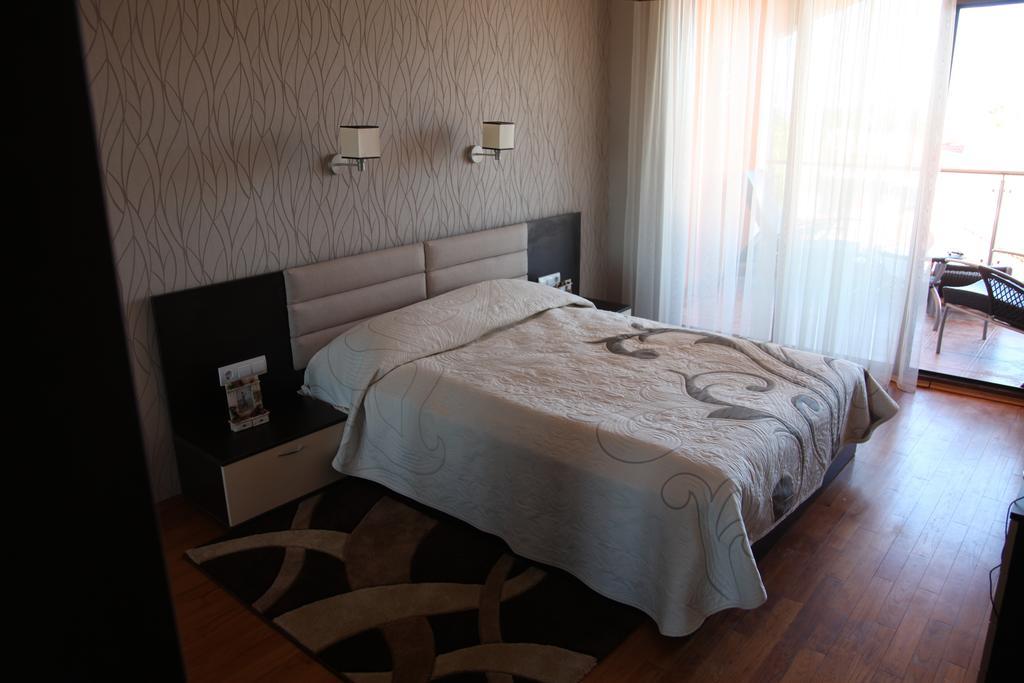 Apartment In St. Constantine And Helena 산콘스탄틴앤헬레나 외부 사진