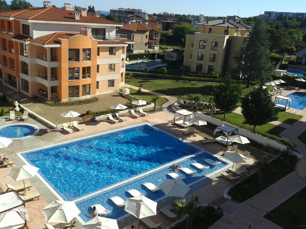 Apartment In St. Constantine And Helena 산콘스탄틴앤헬레나 외부 사진