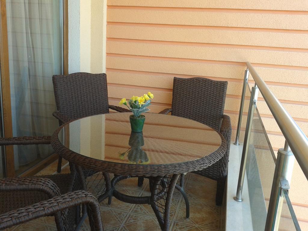 Apartment In St. Constantine And Helena 산콘스탄틴앤헬레나 외부 사진