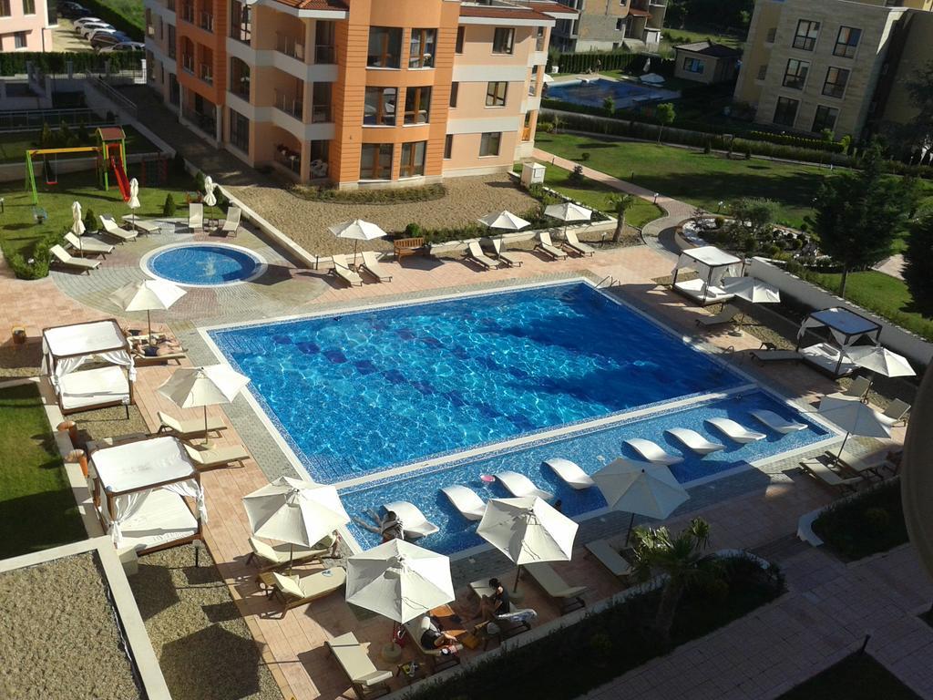 Apartment In St. Constantine And Helena 산콘스탄틴앤헬레나 외부 사진