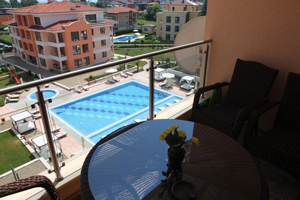 Apartment In St. Constantine And Helena 산콘스탄틴앤헬레나 외부 사진
